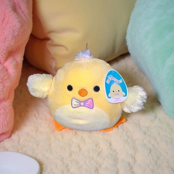 NWT Easter 2022 Squishmallow 8" Triston The Chick Plush Squishmallows - Picture 1 of 4